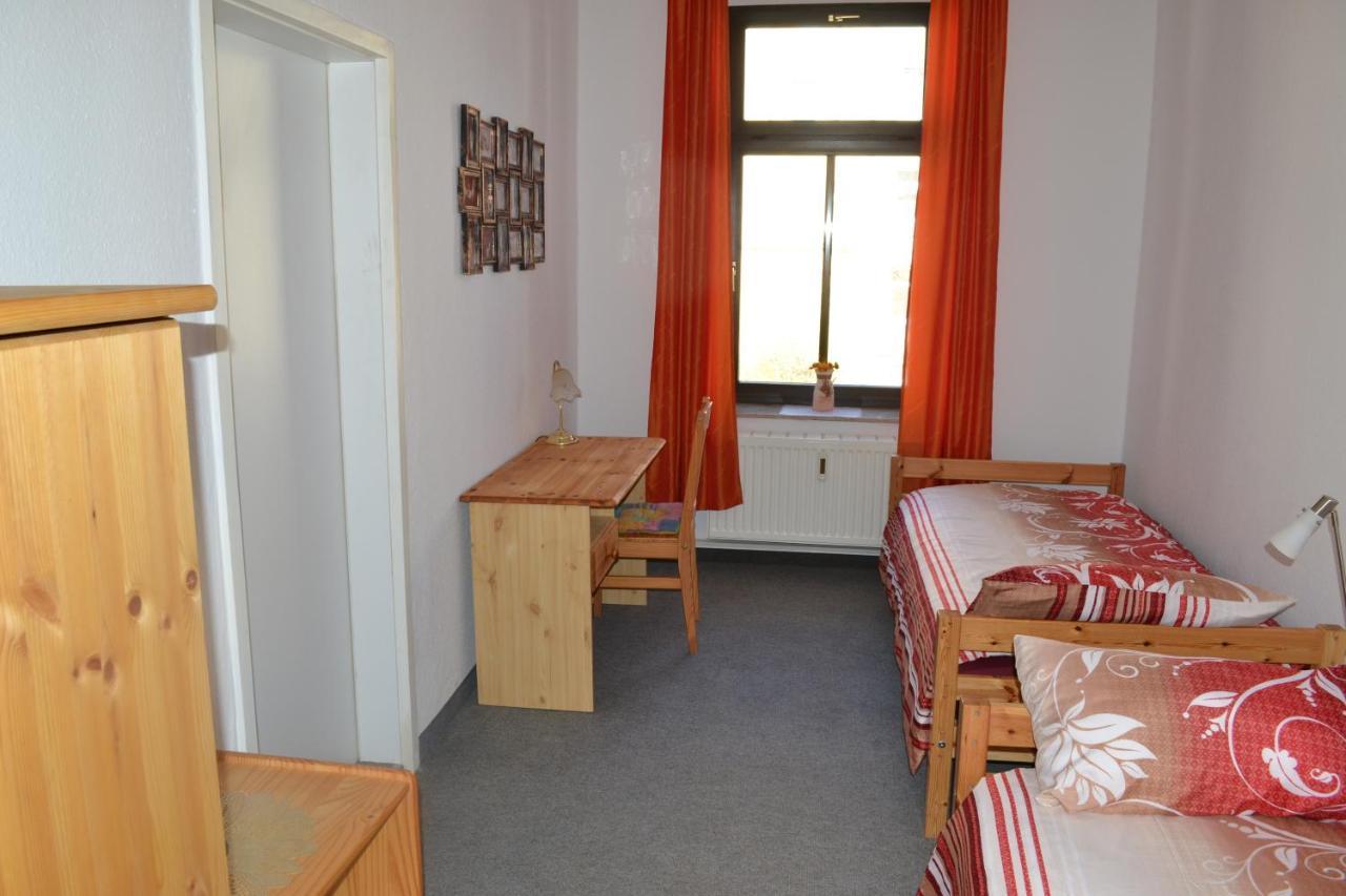 Aa-Apartment -7 Wohnungen Fuer Geschaeftsreisende - Wie Zu Hause 开姆尼茨 外观 照片